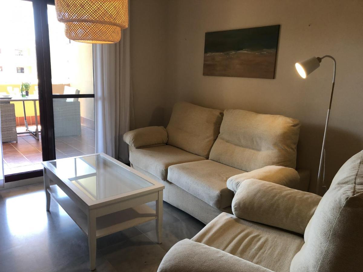 La Cala Azul 2 Bedroom Apartment With Big Sunny Terrace & Walking Distance To All The Amenities - Costa Del Sol لا كالا ذي ميخاس المظهر الخارجي الصورة