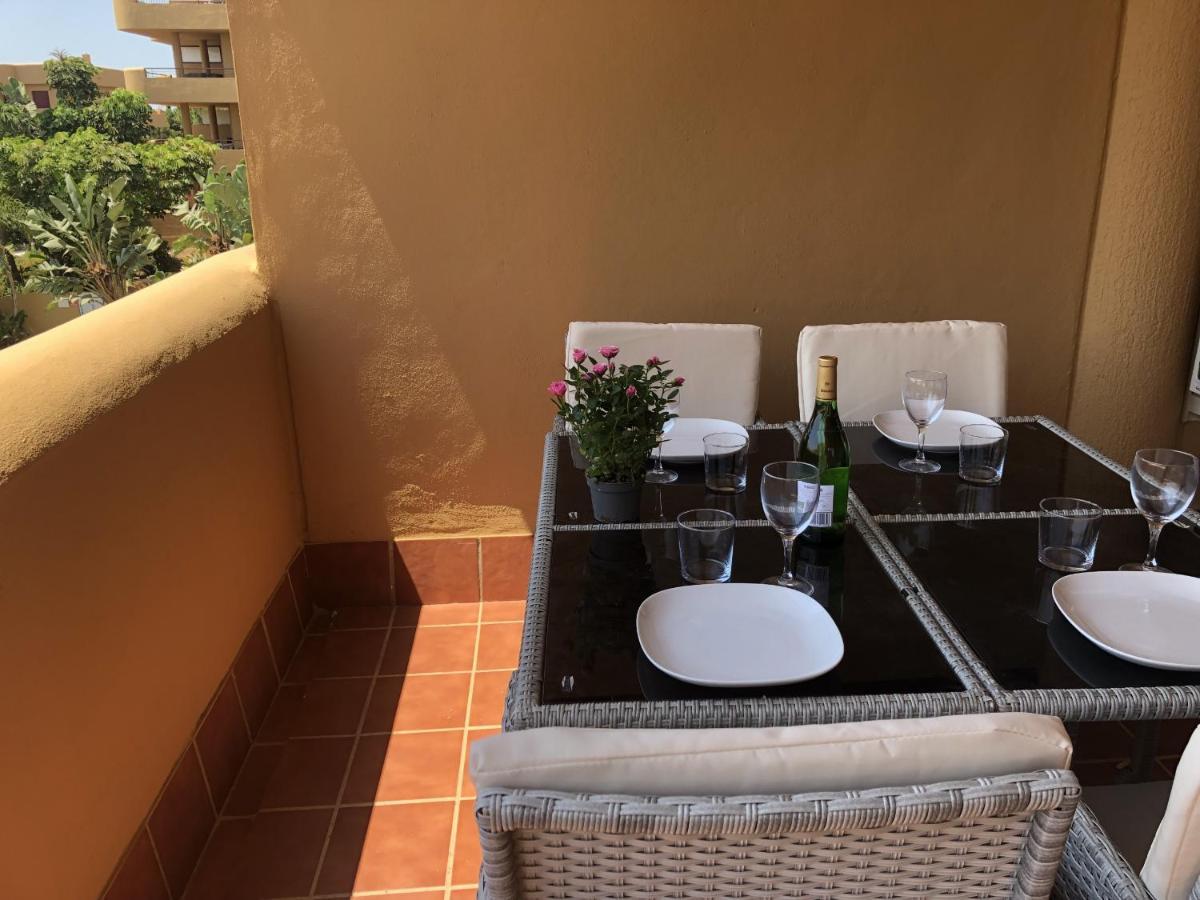 La Cala Azul 2 Bedroom Apartment With Big Sunny Terrace & Walking Distance To All The Amenities - Costa Del Sol لا كالا ذي ميخاس المظهر الخارجي الصورة